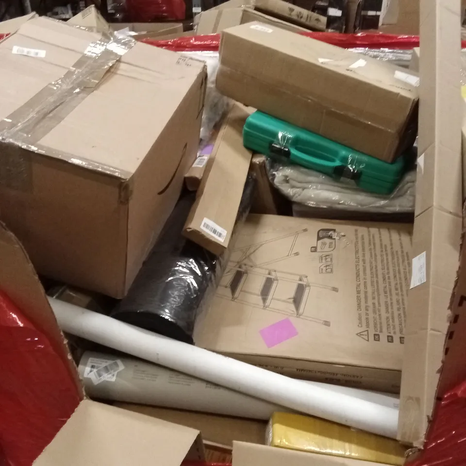 PALLET OF ASSORTED HOUSEHOLD GOODS AND PRODUCTS TO INCLUDE; TWIST STEPPER, BODY FAT SCALE, LADDER ETC