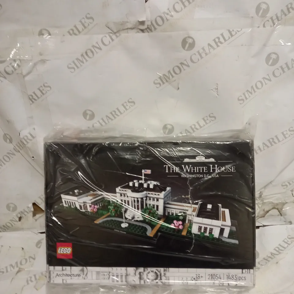LEGO 21054 THE WHITE HOUSE  RRP £179