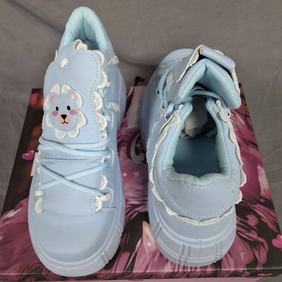 BOXED KOI FANCIFUL FREDDO BEAR RUFFLE TRAINERS IN BABY BLUE - UK 5