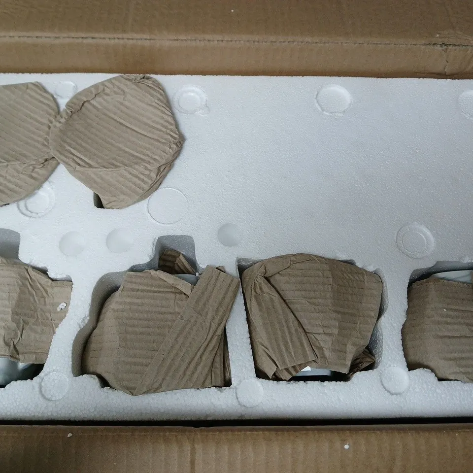 BOXED MALACASA BLANCE 30 PIECE DINNERWARE SET - COLLECTION ONLY