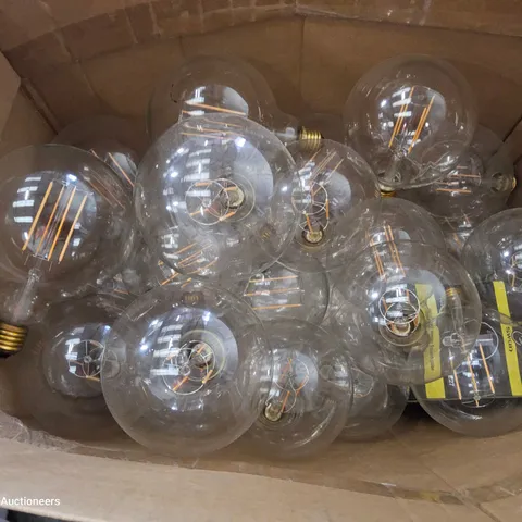 BOX OF APPROXIMATELY 20 LED LARGE GLOBE LIGHT BULBS SCREW FITTING 