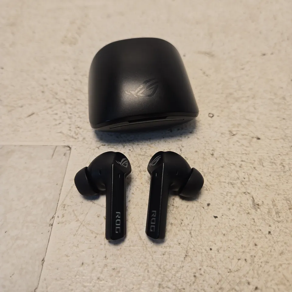 ASUS ROG TRUE WIRELESS EARBUDS WITH CHARGING CASE UNBOXED