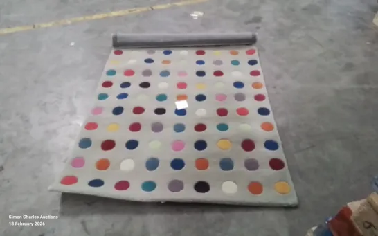 Lot 973: AGATHON SPOTTY HAND TUFTED WOOL GREY AREA RUG 170X120CM ...