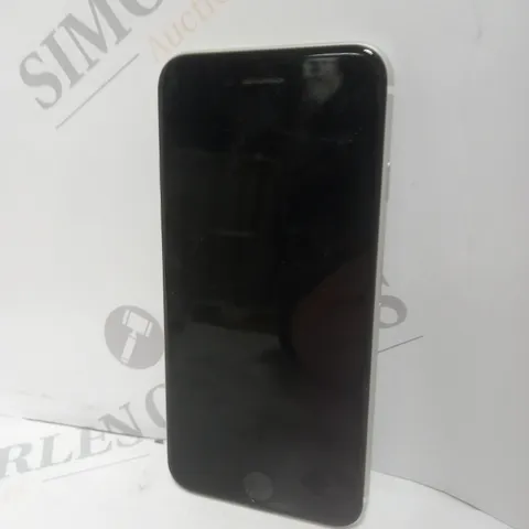 APPLE IPHONE SE SMARTPHONE IN WHITE