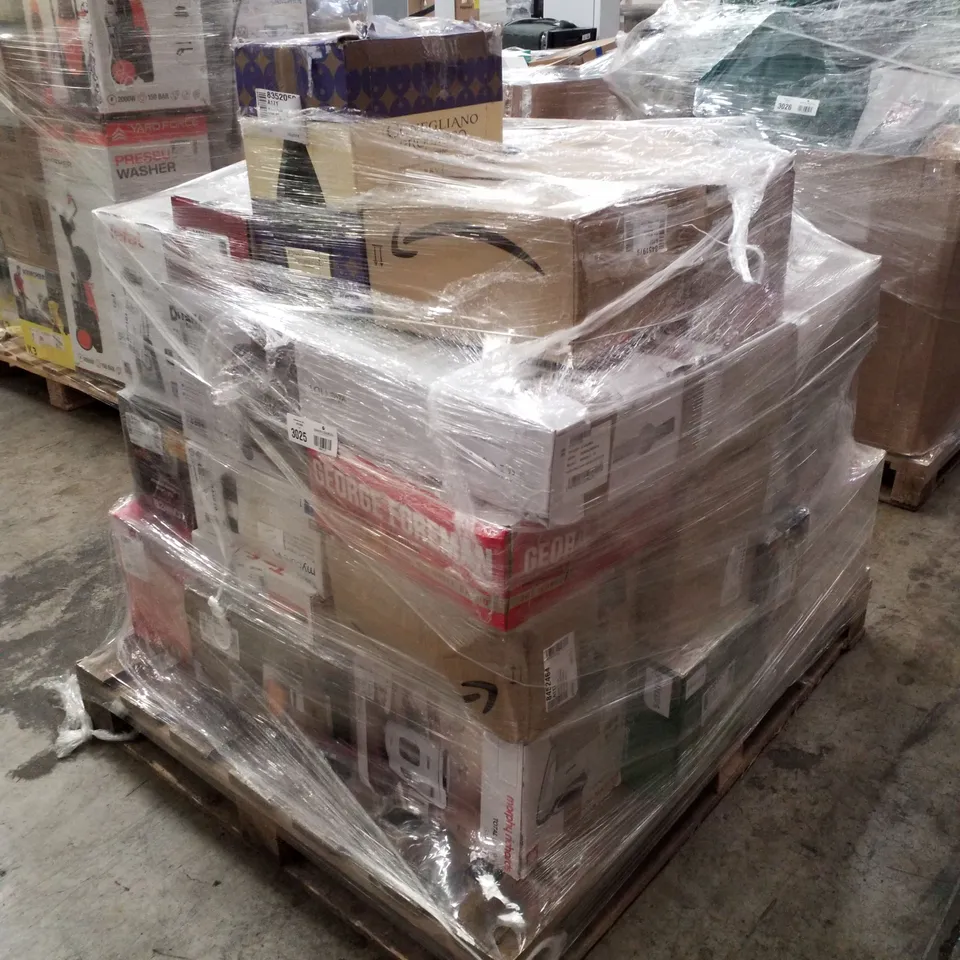 PALLET OF APPROXIMATELY 50 UNPROCESSED RAW RETURN HOUSEHOLD AND ELECTRICAL GOODS TO INCLUDE;