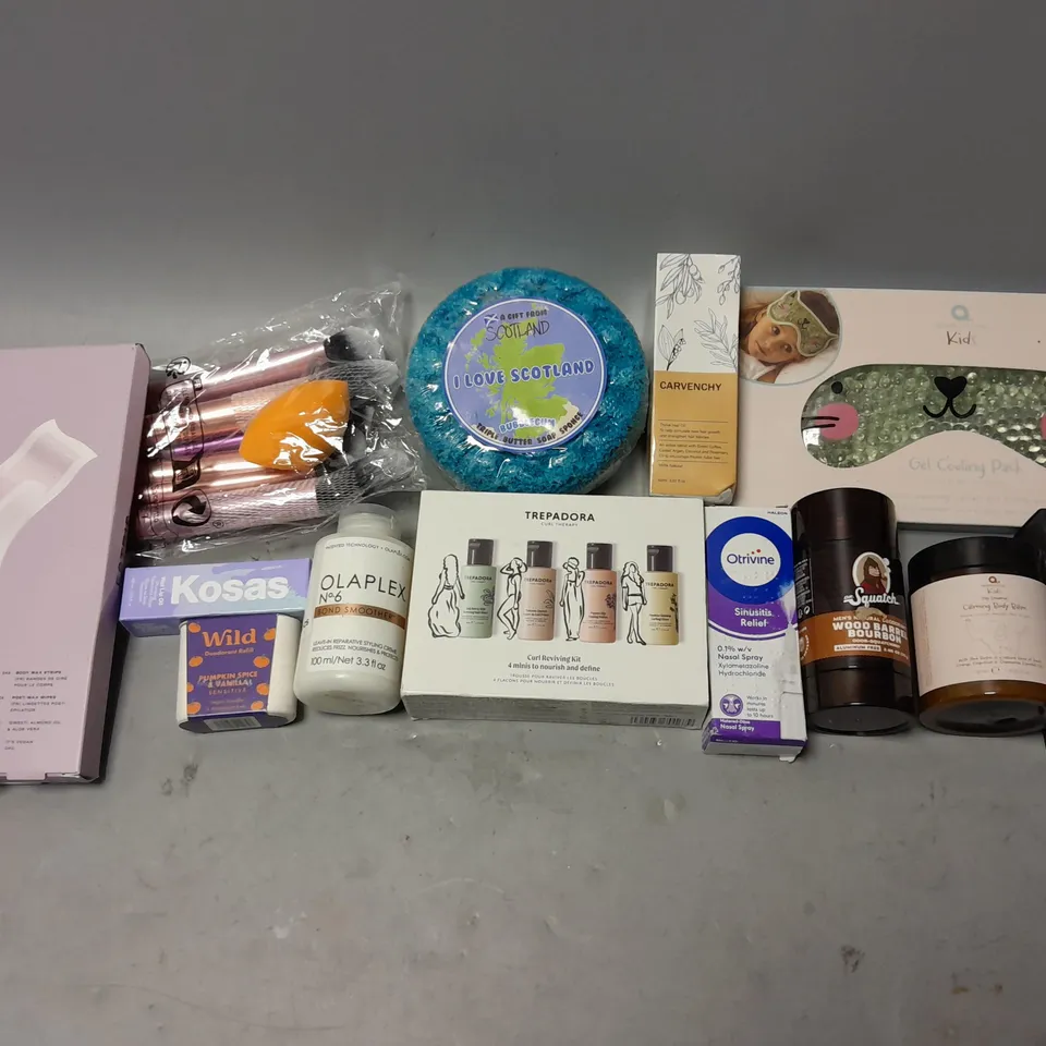 BOX OF APPROXIMATELY 15 COSMETIC ITEMS TO INCLUDE GEL COOLING PACK, TREPADORA CURL THERAPY, AND SQUATCH DEODRANT ETC. 