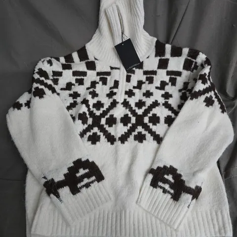 4TH RECKLESS JANINE JUMPER IN WHITE - SIZE 10