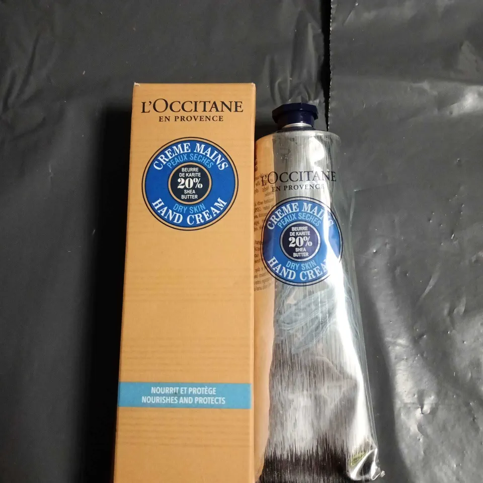 L'OCCITANE HAND CREAM WITH 20% SHEA BUTTER – 150 ML