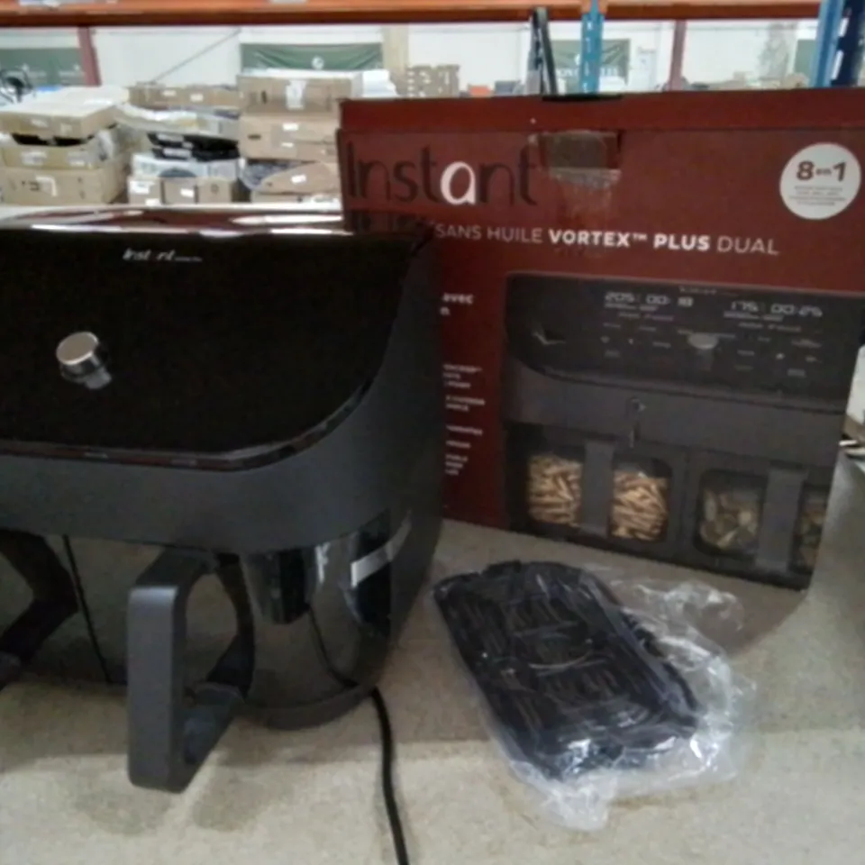BOXED INSTANT VORTEX 8 IN 1 PLUS DOUBLE AIR FRYER 7.6L 