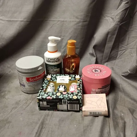 APPROXIMATELY 20 ASSORTED COSMETIC ITEMS TO INCLUDE SUDOCREM, CATH KIDSON, BODY BUTTER, STAMP EYELINER, LOREAL ELVIVE ETC