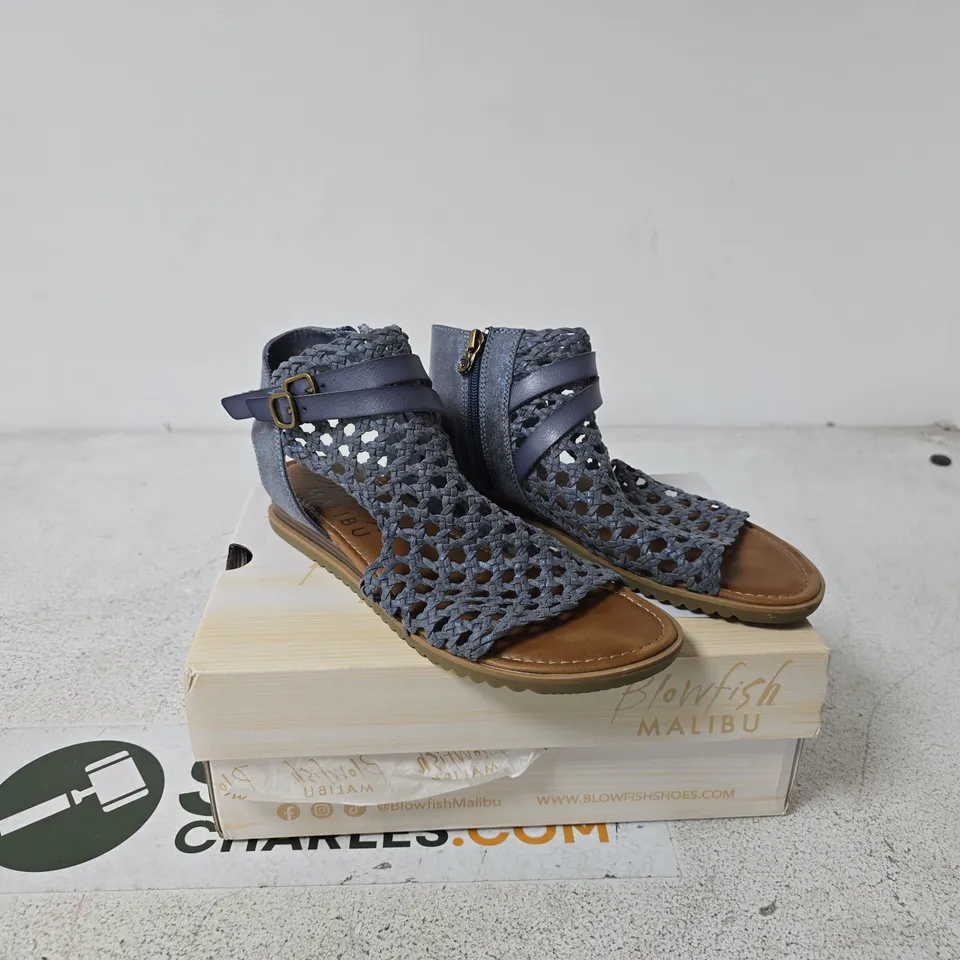 BLOWRFISH MALIBU SIZE 7 SANDALS BOXED