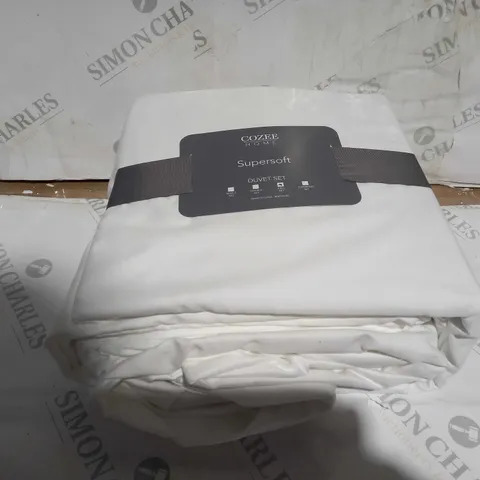 SUPERSOFT BY COZEE HOME 4 PIECE DUVET SET WITH CONTRAST TRIM - KING