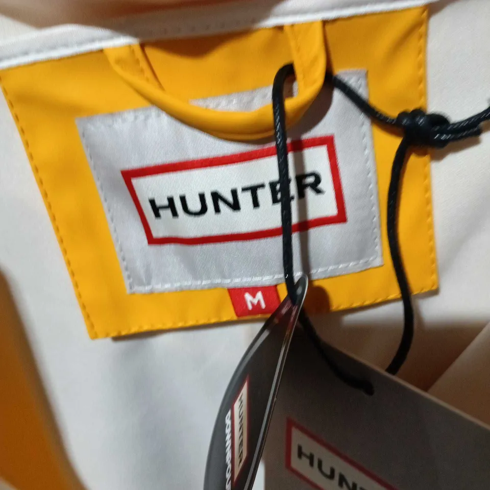 HUNTER YELLOW HOODED RAIN JACKET – WATERPROOF, UK M