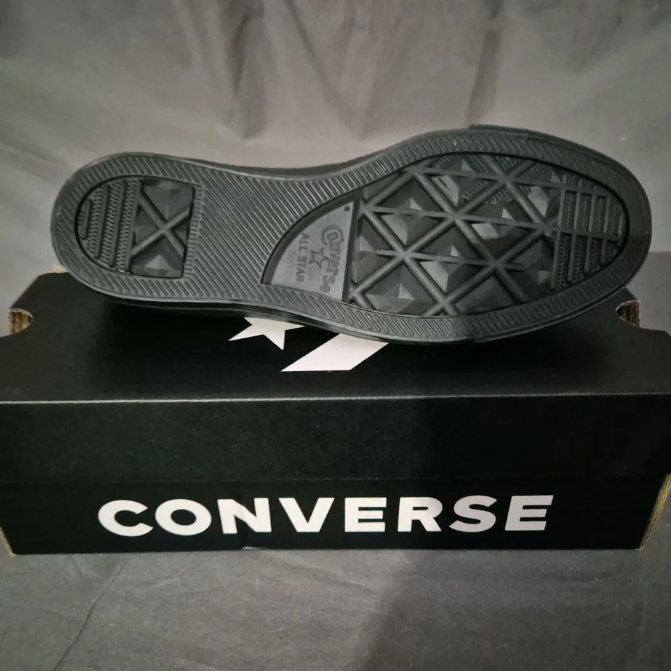 PAIR OF CONVERSE BLACK HIGH TOP TRAINERS - MEN 5 WOMEN 7