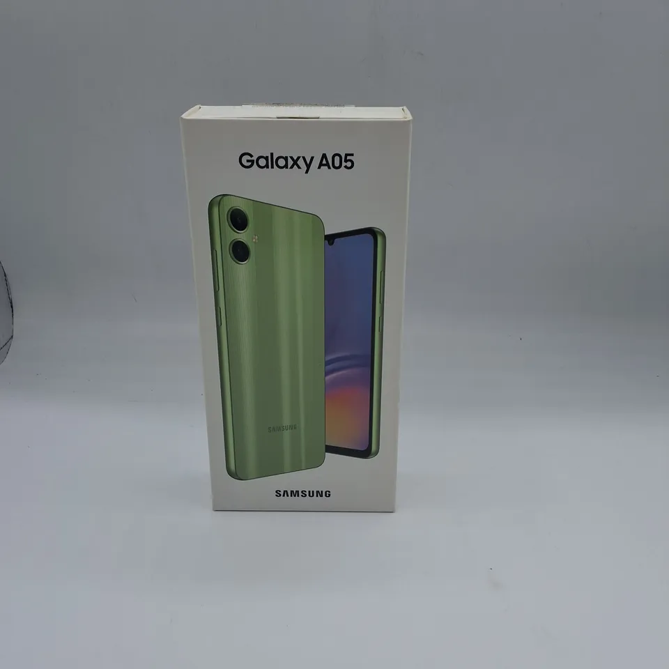 BOXED SAMSUNG GALAXY A05 4/64GB LIN LIGHT GREEN - SM-A055F