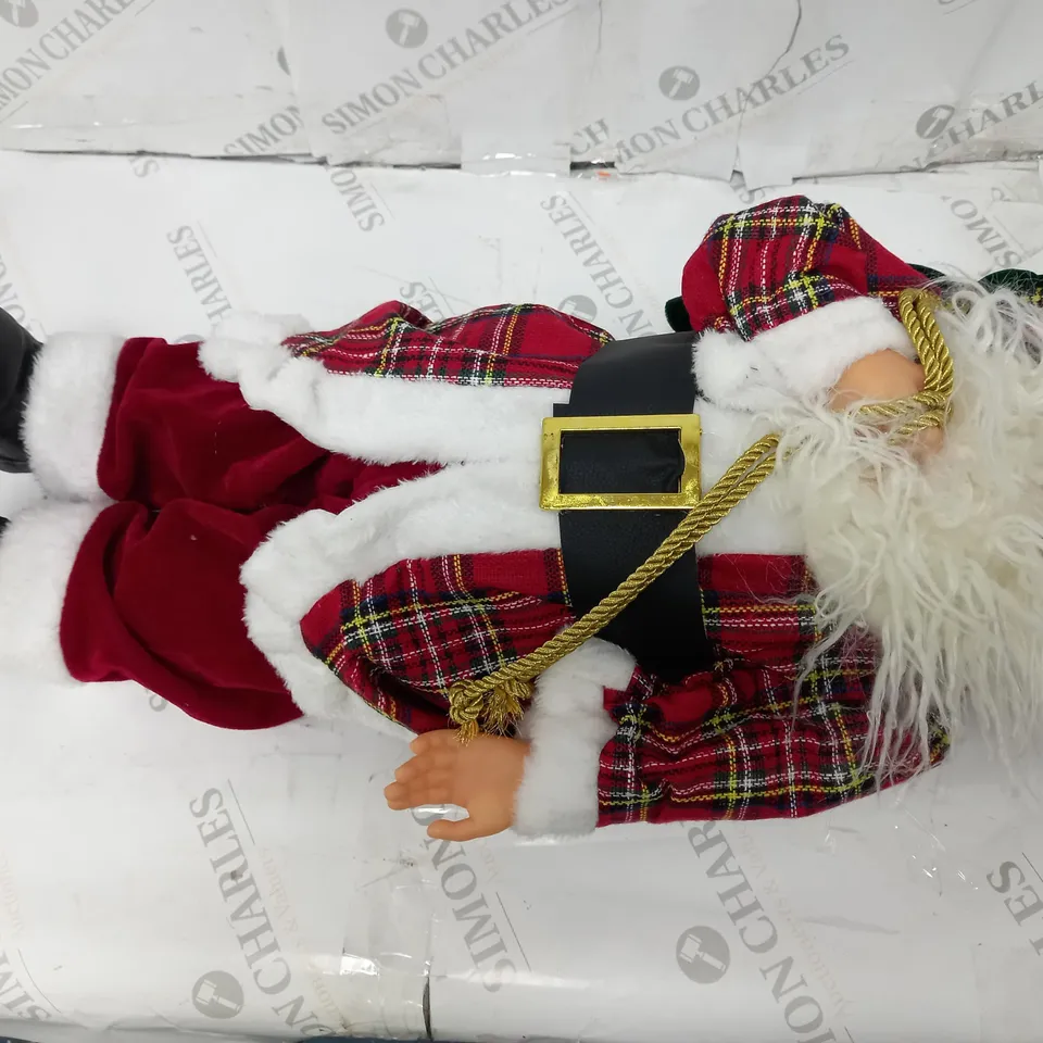 BOXED FESTIVE PRE LIT SANTA TRADITIONAL 63CM 