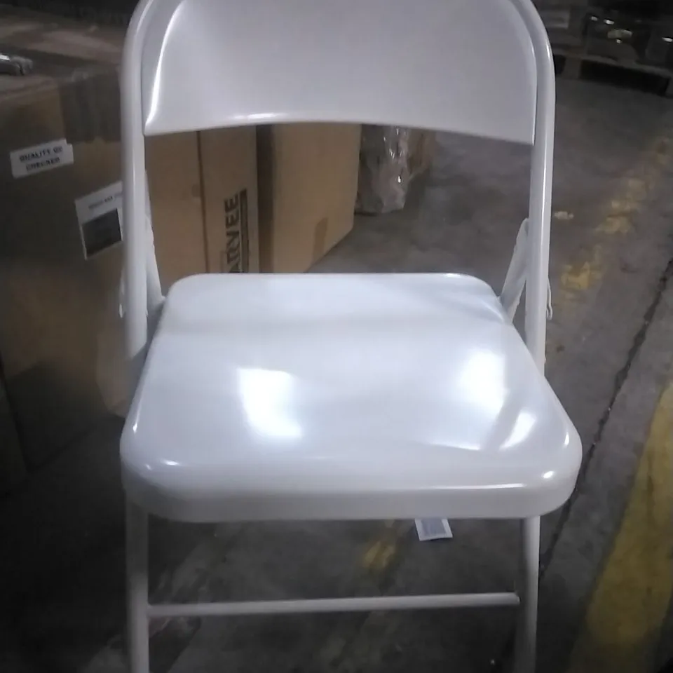 BOXED WHITE METAL FOLDING CHAIR