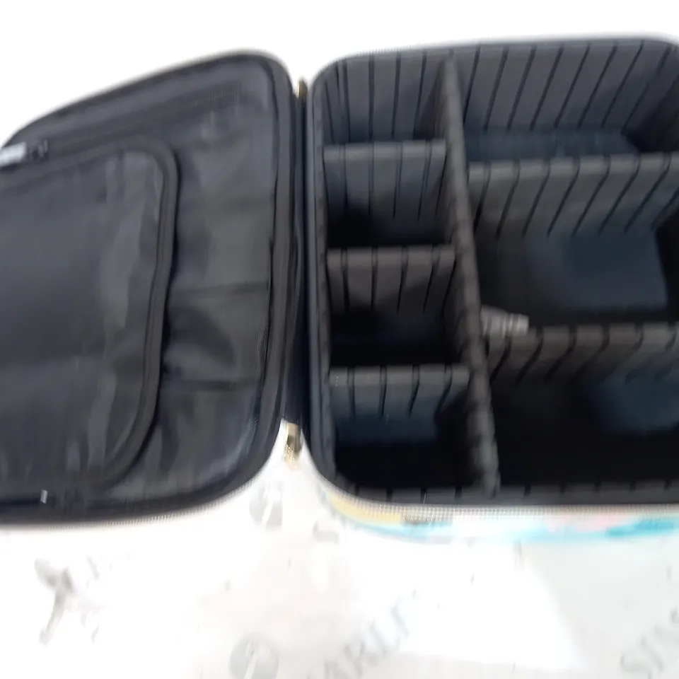TILI MAKE UP ORGANISER MAKE UP BAG
