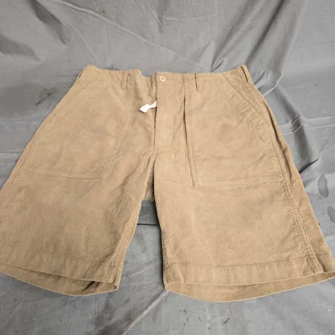 ENGINEERED GARMENTS CORD SHORTS IN KHAKI SIZE M