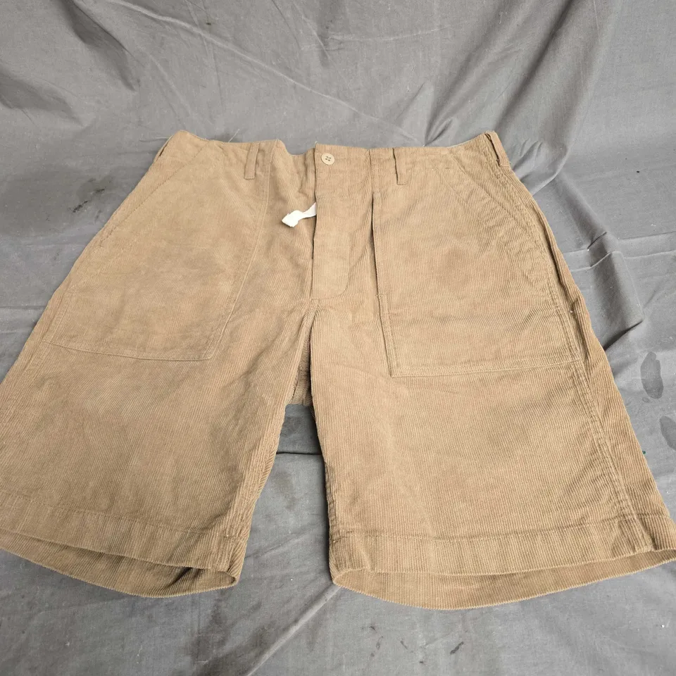 ENGINEERED GARMENTS CORD SHORTS IN KHAKI SIZE M