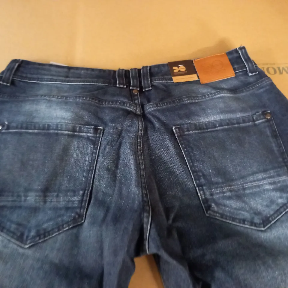 CROSSHATCH MALCOLM SLIM FIT JEANS - 38L