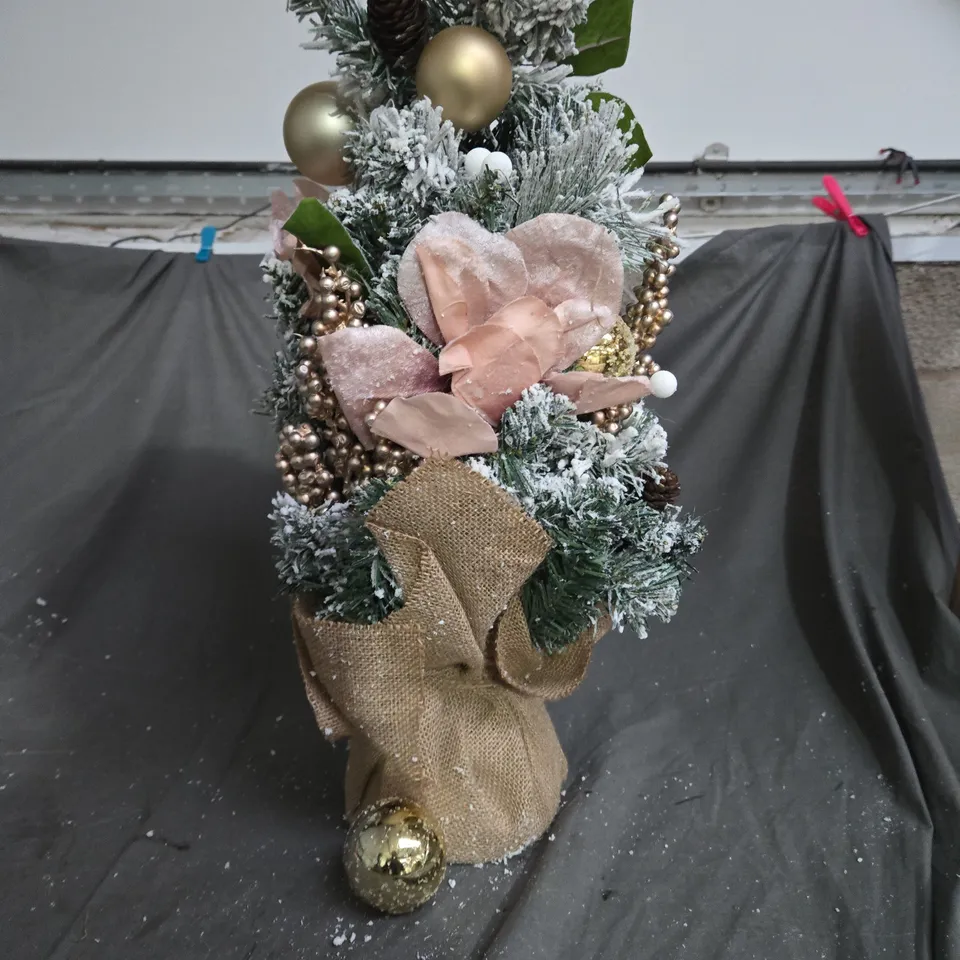 FROSTED ROSE TABLE TOP TREE RRP £29.99