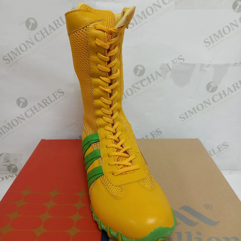 BOX OF APPROXIMATELY 15 PAIR OF BULLION YELLOW AND GREEN BOOTS