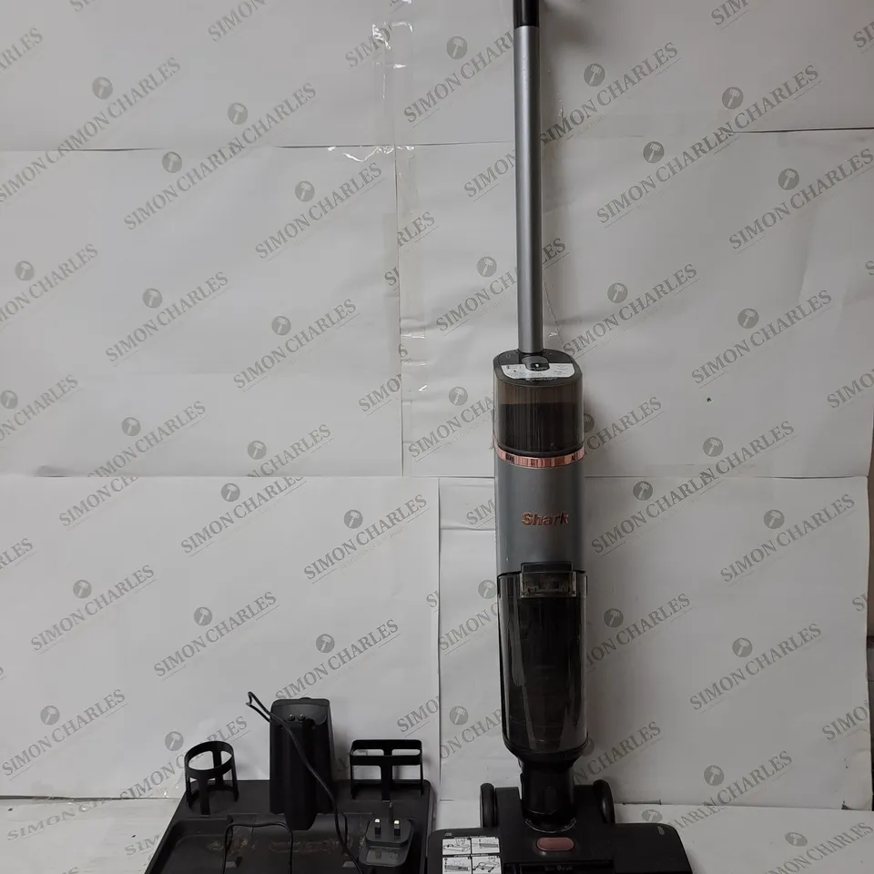 SHARK CORDLESS HYDROVAC 3-IN-1 HARD FLOOR CLEANING SYSTEM WD210UK 