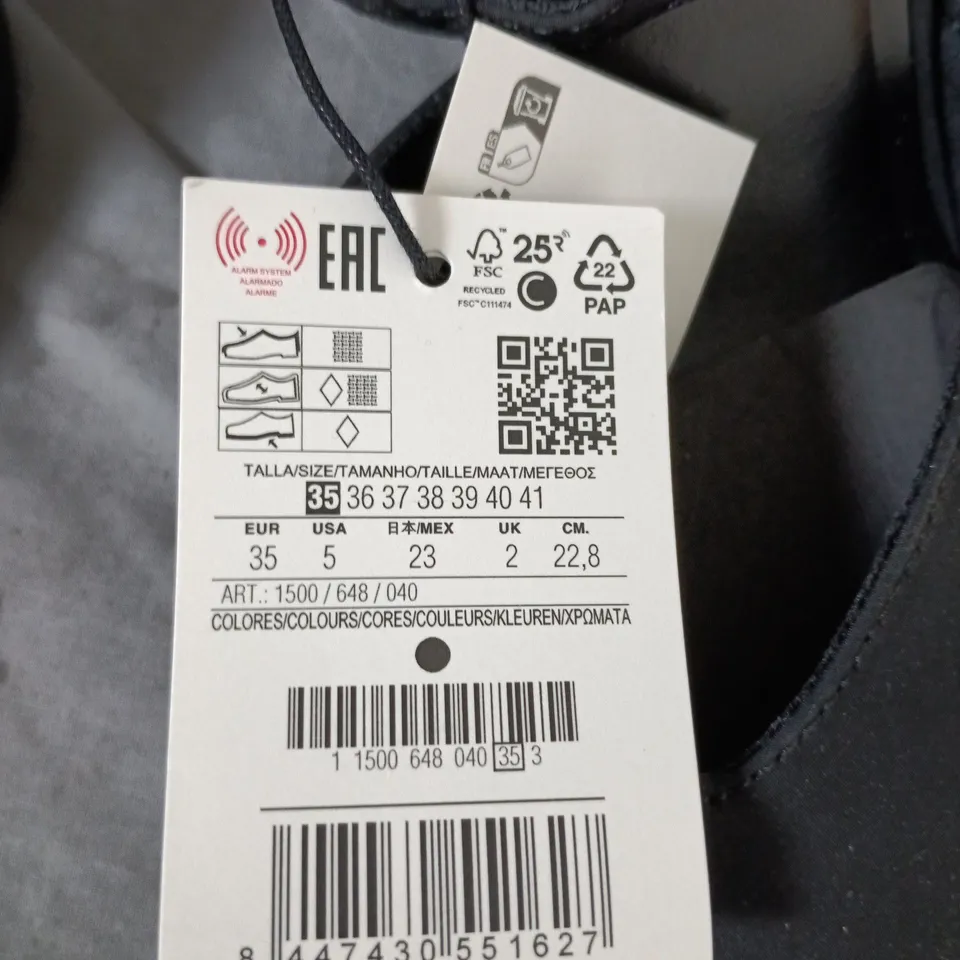  PULL&BEAR BLACK SLINGBACK HEELED SANDALS (EU 35)