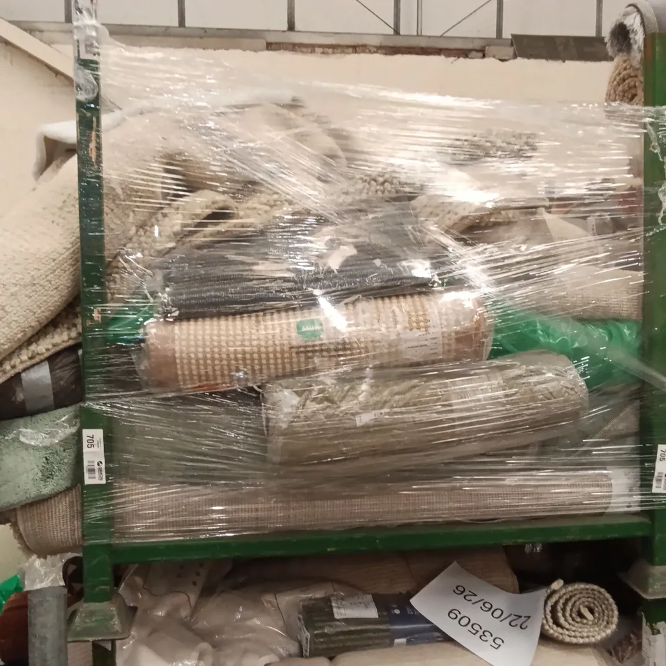 STILLAGE TO CONTAIN APPROXIMATELY 10X DESIGNER AREA RUGS