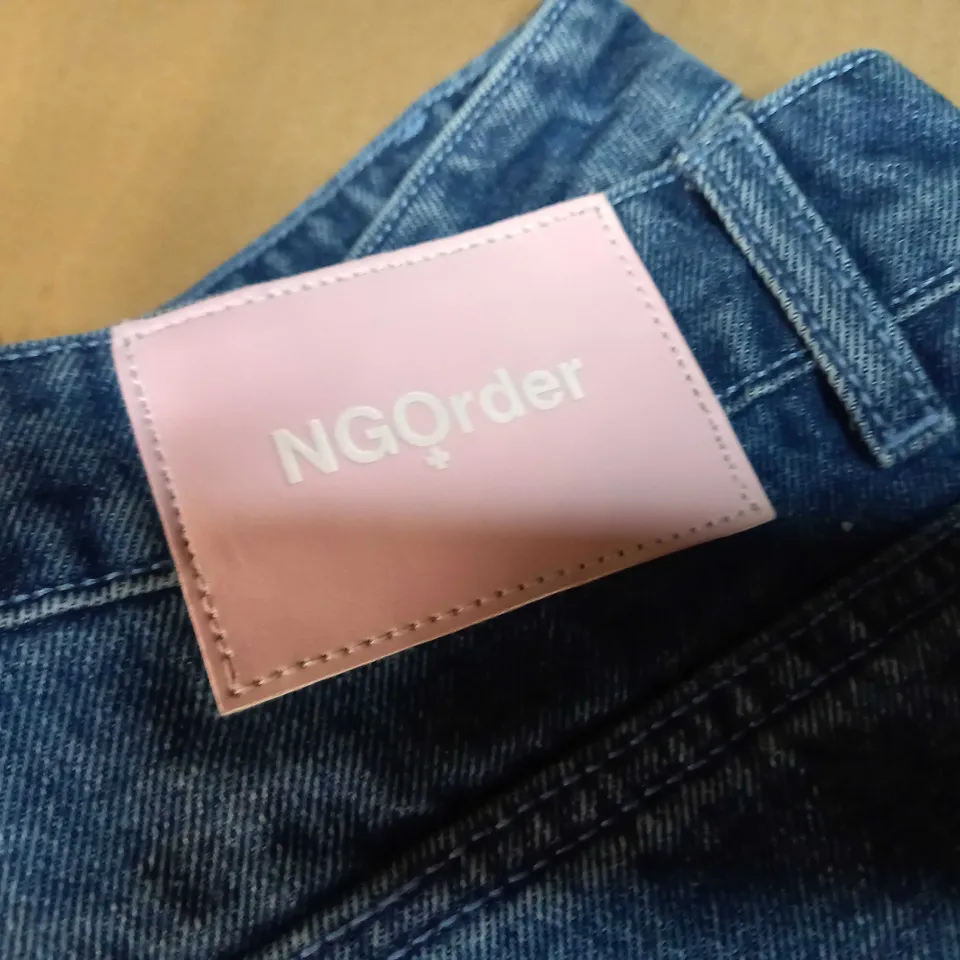 NGORGER BLUE DENIM/FRAYED JEANS - SIZE 8