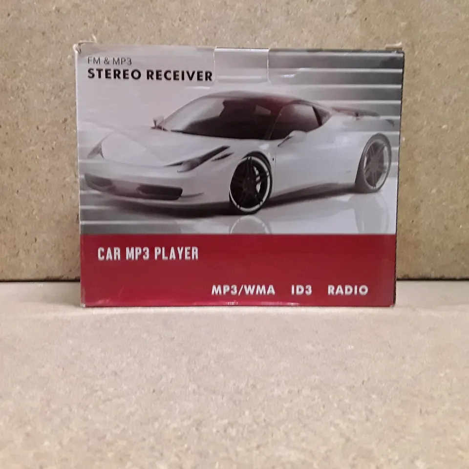 BOXED CAR FM AND MP3 STERO RECIVER 