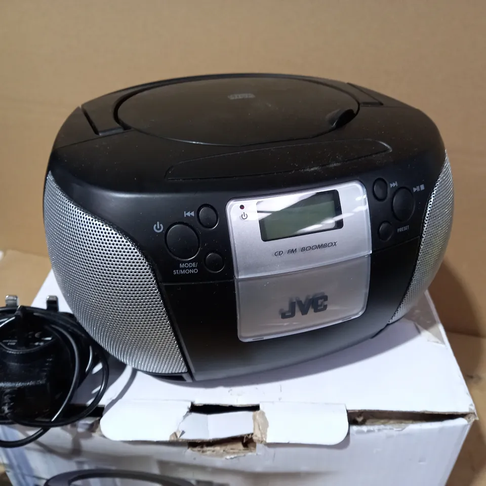 JVC CD FM BOOMBOX RD-D220B