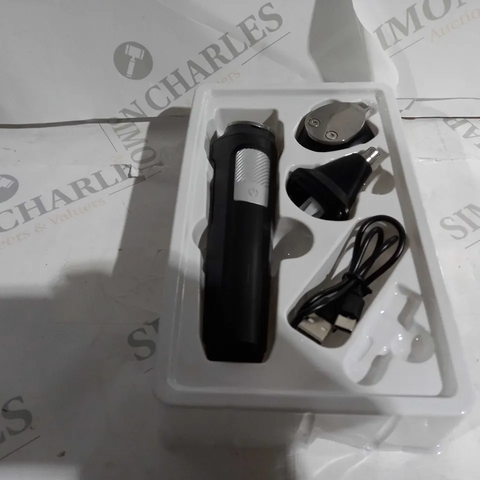 BOXED PAONIES ALL IN ONE BEARD TRIMMER