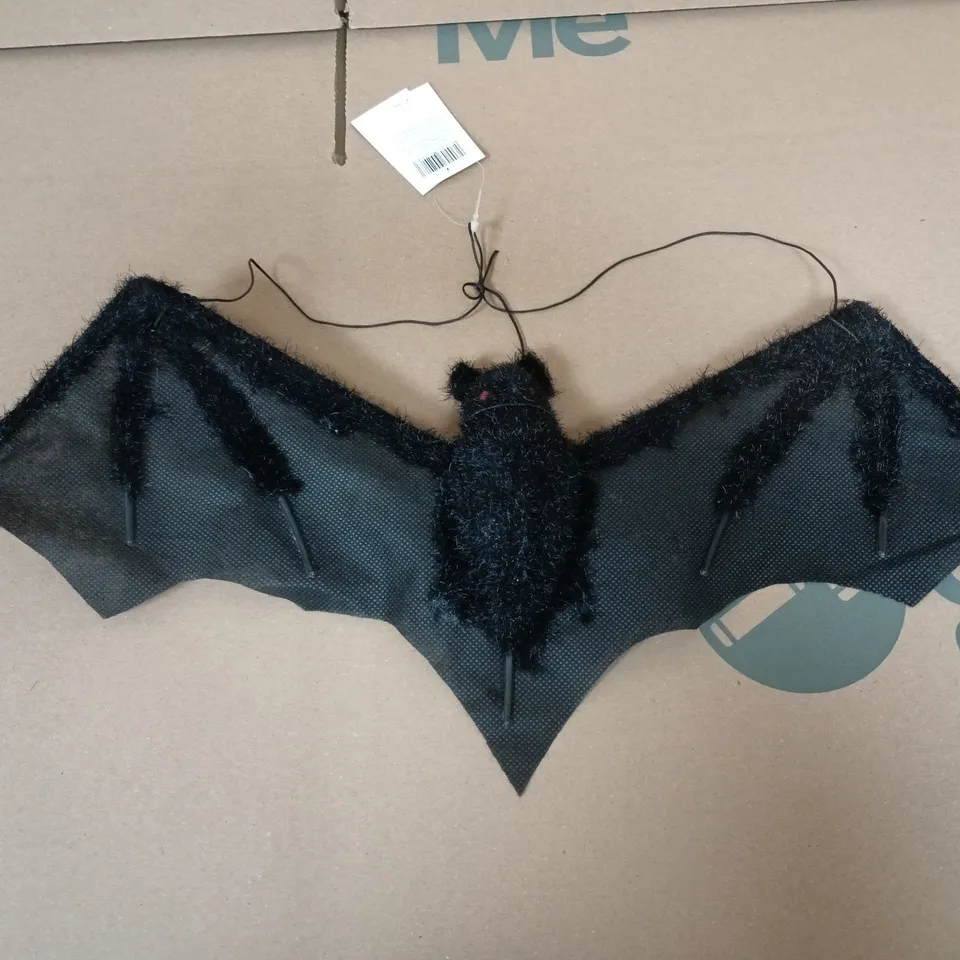 BOX OF APPROX 12 GISELA GRAHAM LONDON HALLOWEEN DECORATIVE BATS
