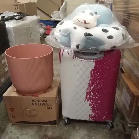 PALLET OF ASSORTED HOUSEHOLD GOODS AND PRODUCTS TO INCLUDE; DINNERWARE SET, PLANTER, SUITCASE, CAT LITTER BOX ETC
