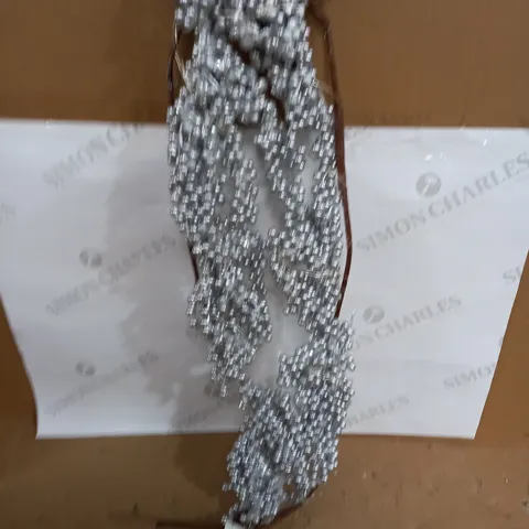 ALISON CORK PRE-LIT BERRY & CRYSTAL GARLAND