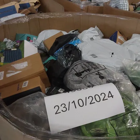 PALLET TO CONTAIN A LARGE ASSORTMENT OF GARDEN HOSE PRODUCTS 