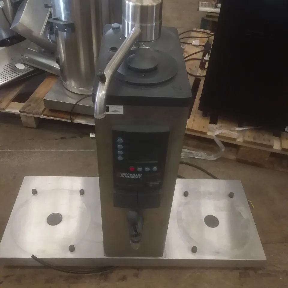 BRAVILOR BONAMAT B10 BULK COFFEE BREWER SINGLE PHASE B10HW-23