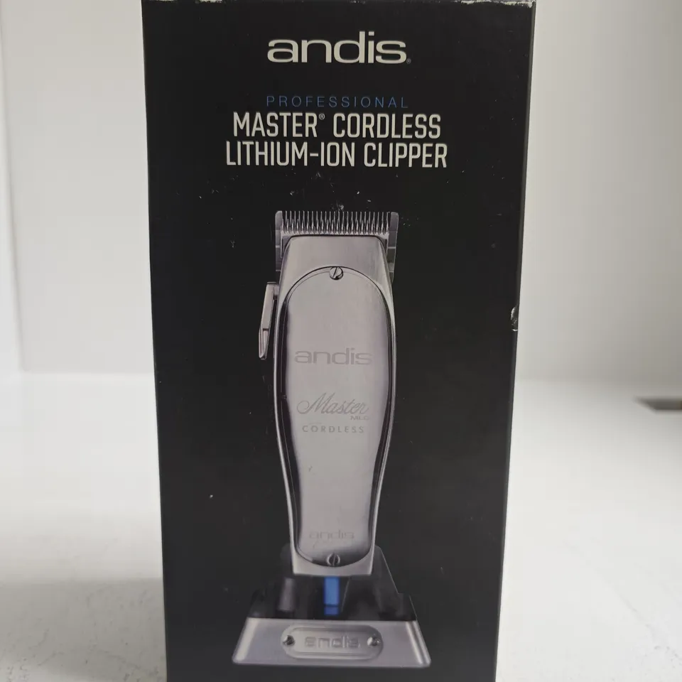 ANDIS MASTER CORDLESS LITHIUM-ION CLIPPER – BOXED
