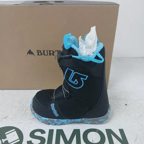 BURTON GROM BOA YOUTH SNOWBOARD BOOTS – BOXED, BLACK/BLUE, SIZE 13C