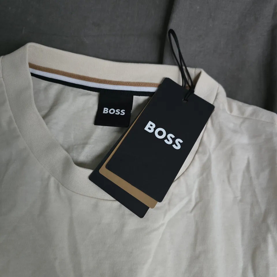BOSS FLORAL TEE IN BEIGE - SMALL