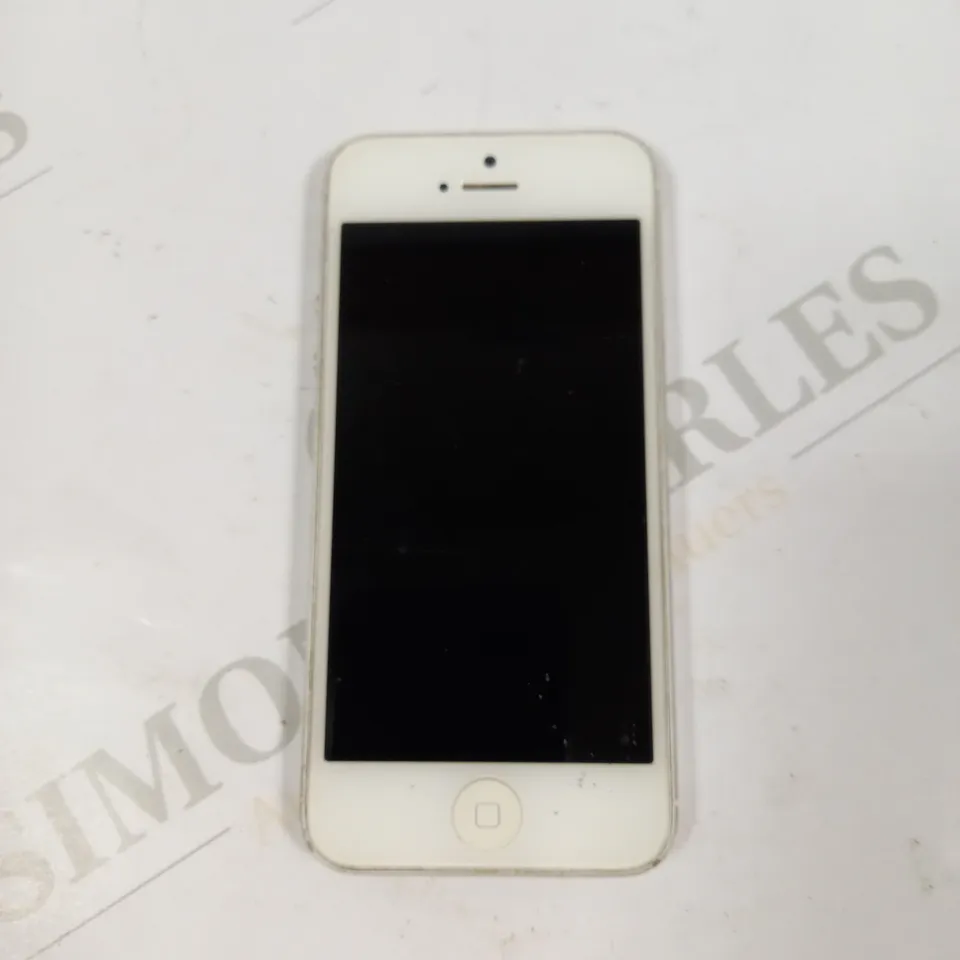 APPLE IPHONE 5 (A1429) 