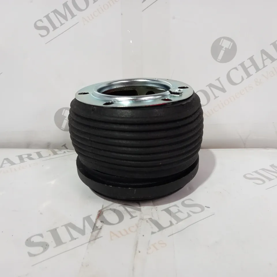 BOED HUB SPORTS RACING STEERING WHEEL HUB