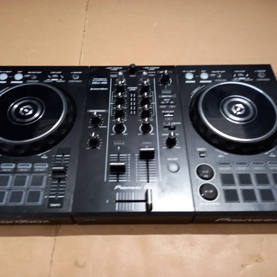 UNBOXED PIONEER DJ CONTROLLER - DDJ-400