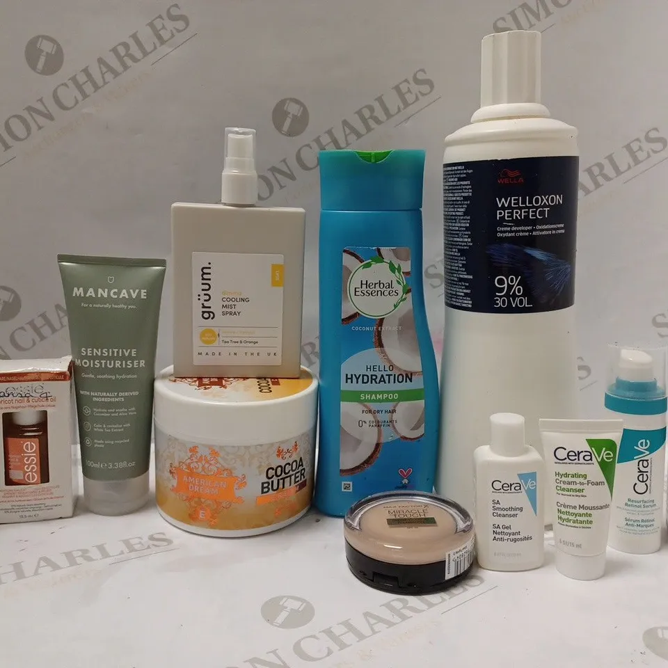 BOX OF APPROX 10 ASSORTED BEAUTY PRODUCTS TO INCLUDE MANCAVE SENSTIVE MOISTURISER, HERBAL ESSENCES SHAMPOO, CERA VE CLEANSER, ETC 