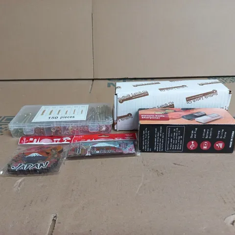 TOTE OF APPROXIMATELY 12 ASSORTED ITEMS TO INCLUDE SUFFOLK LATCH CO BEEHIVE DOOR KNOW, 150 PIECE SCREW SET, JAPAN FRIDGE MAGNETS, ELECTRIC KNIFE SHARPENER ETC