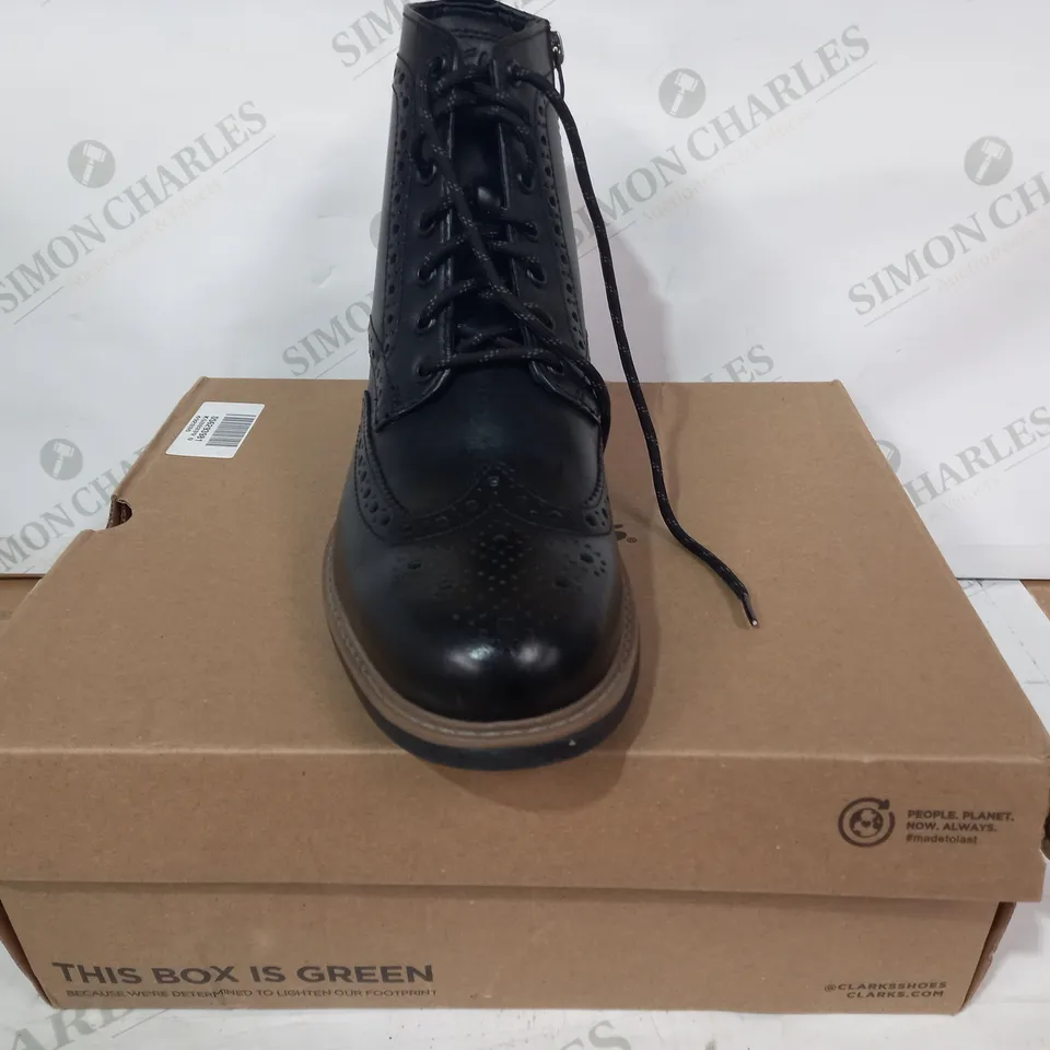 BOXED PAIR OF CLARKS LEATHER ANKLE BOOTS IN BLACK UK SIZE 9