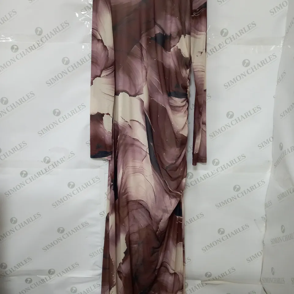 BY SWAN COFFEE & CREAM STRECH DRESS - LARGE 