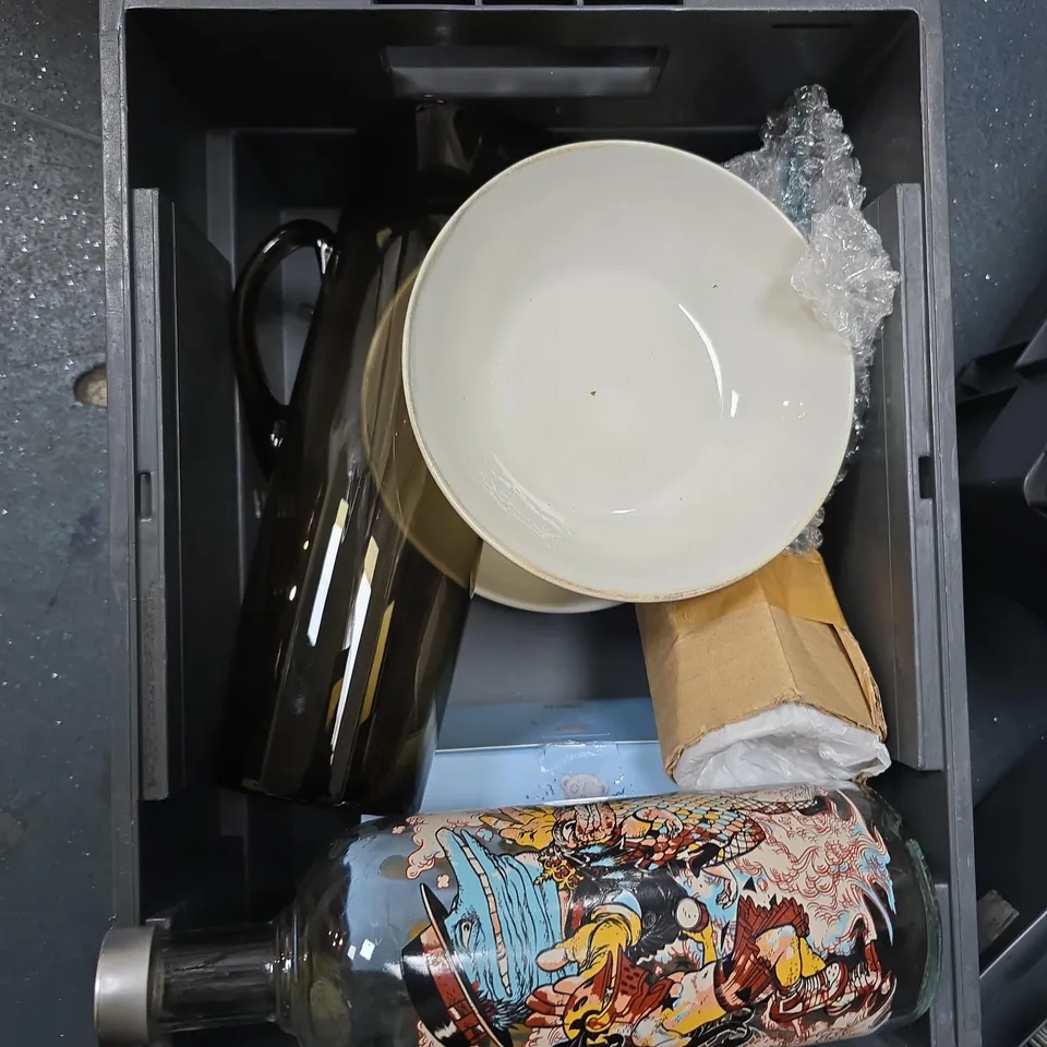 TOTE OF APPROXIMATELY 7 ASSORTED FRAGILE ITEMS TO INCLUDE: FAUX FLOWER WITH POT